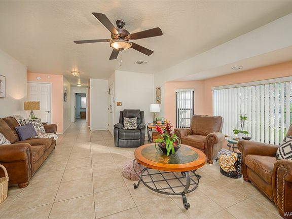 5th image of 1205 Country Club Cove