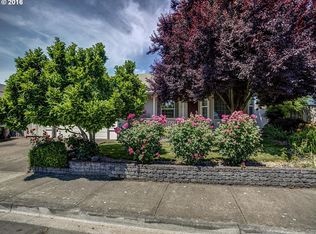2131 NE Montgomery St, Hillsboro, OR
