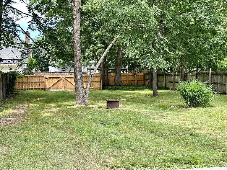 4208 Murphy Rd — Photo 24
