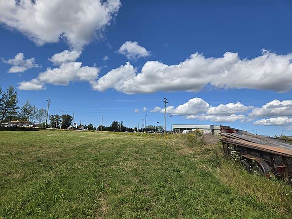 5th image of Bloomfield Cor