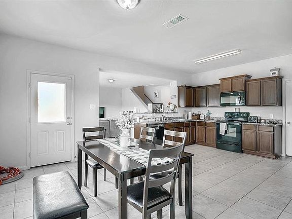 5th image of 5921 Portridge Dr