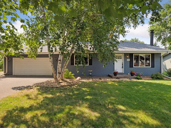 12615 25th Ave N, Plymouth, MN 55441