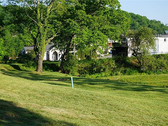 5th image of 350 Paddy Avenue