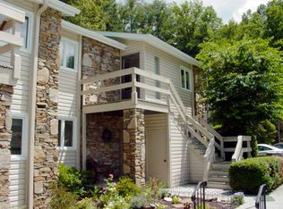 341 Britton Creek Dr, Hendersonville, NC 28791