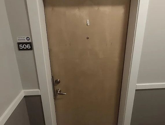 2nd image of 1228 W Monroe St Unit 506