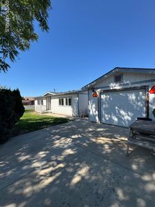 304 N Tacoma Ave, Moxee, WA, 98936