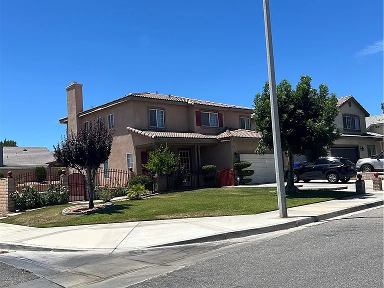 13991 Silver Creek Way — Photo 1