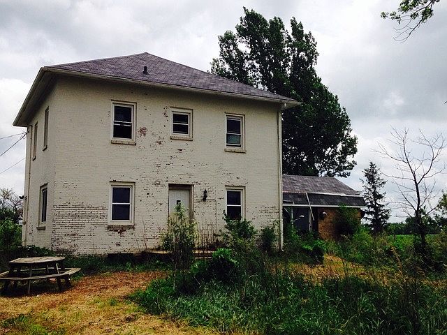 2nd image of 17834 Il Highway 40