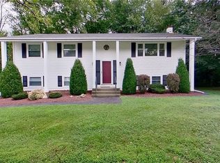 14 Kendell Dr, Wappingers Falls, NY 12590