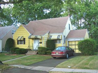 2407 Dorchester Rd, Union, NJ 07083