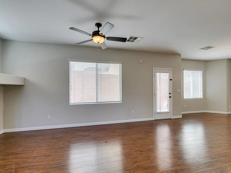 9341 Colorful Rainbow Ave — Photo 9