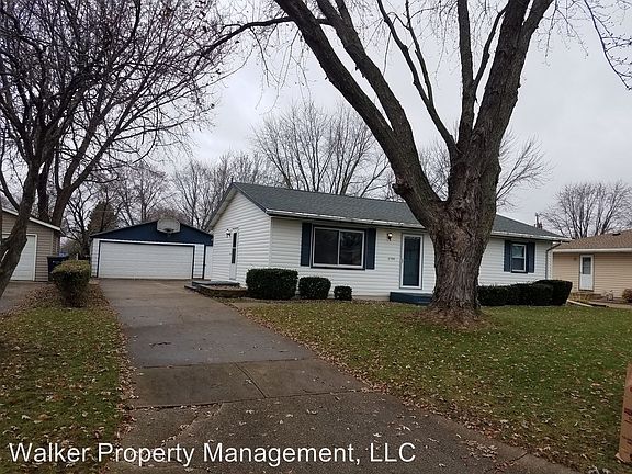 3rd image of 2100 S Marion Ave