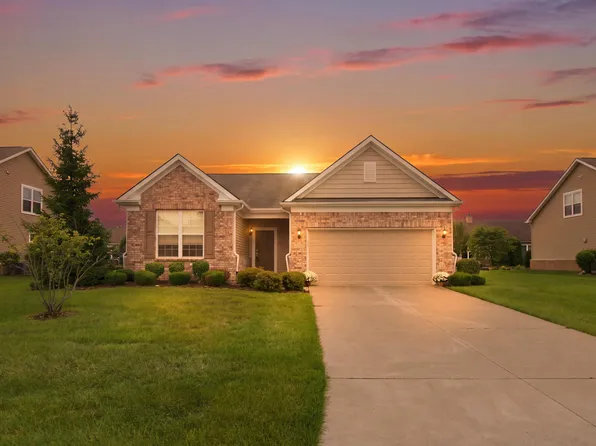 23955 Montague Dr, Brownstown, MI 48134