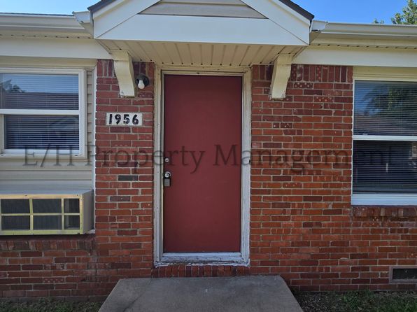 1956 S Hiram Ave