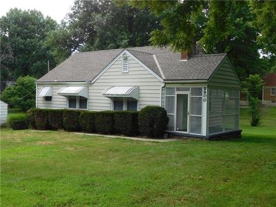 9900 E 35th Ter S, Independence, MO, 64052