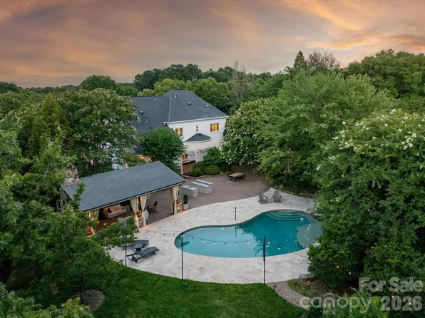 11423 Colonial Country Ln, Charlotte, NC 28277