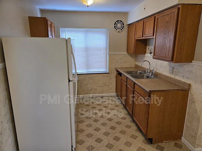 7772 Stillwell Rd #4 — Photo 6