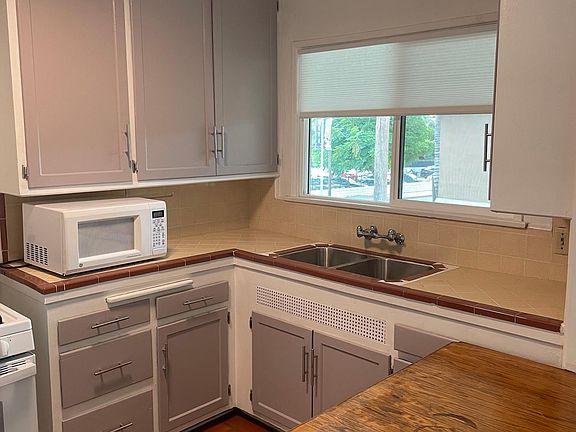 5th image of 3053 S Robertson Blvd APT 8