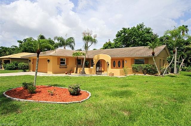 1st image of 6994 Pickadilly Ct