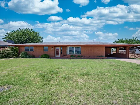 412 S Carol St, Carnegie, OK 73015