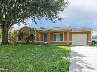 1365 Mit Ct NW, Palm Bay, FL 32907