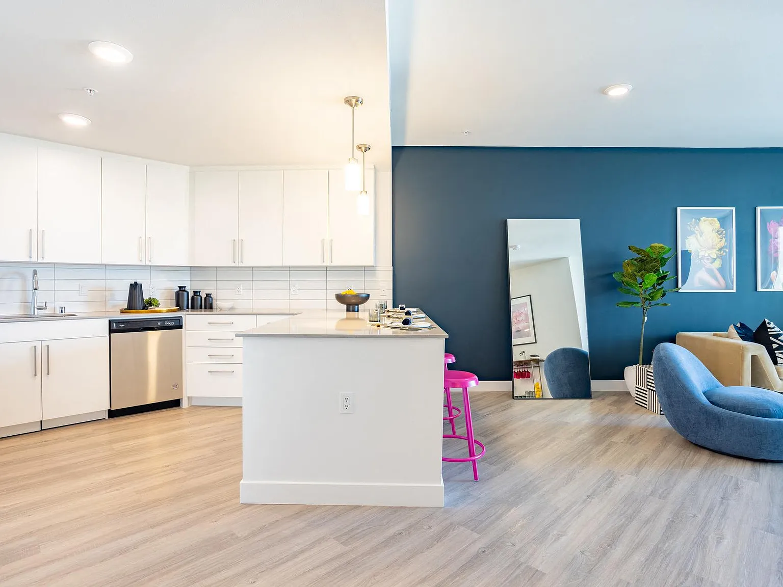 Chandler Apartments in North Hollywood — Photo 3