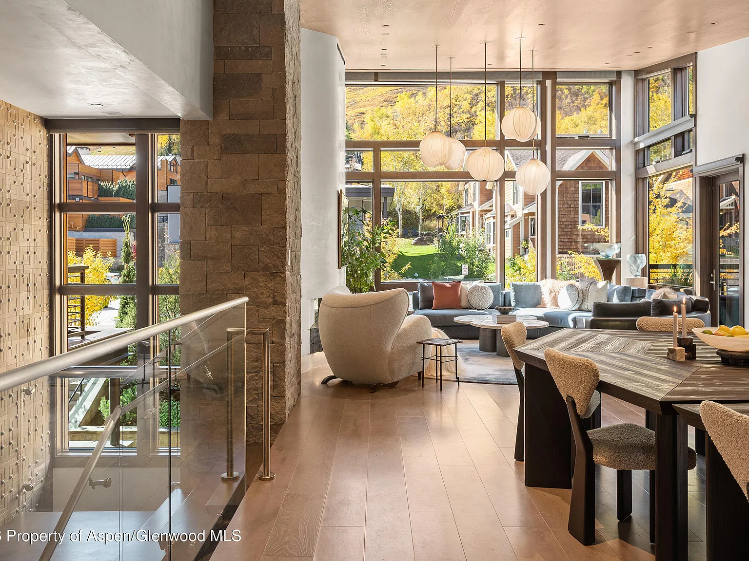 3 bed, 4.5 bath, 4996 sqft, $150,000 — Photo 3