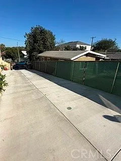 3 bed, 980 sqft, $2,900 — Photo 3