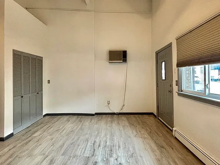 215 Avenue B #1F — Photo 6