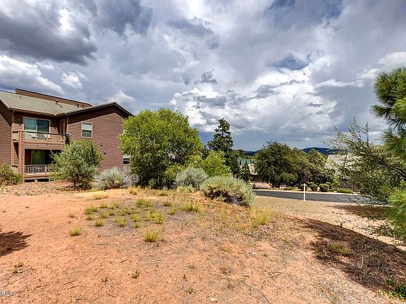 5th image of 1930 Lazy Meadow Ln