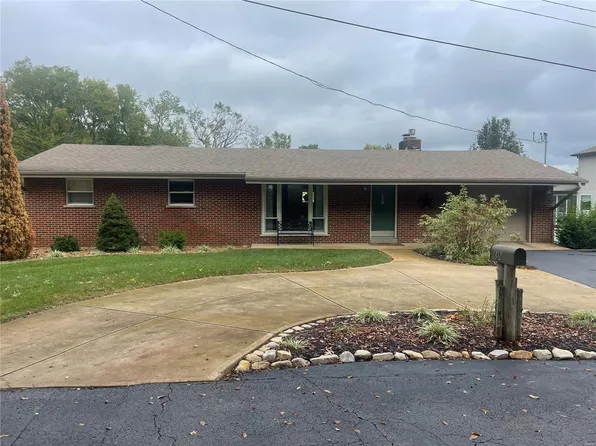 32 Circle View Dr, Fenton, MO 63026