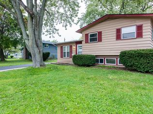 2108 Harding Ave, Waukegan, IL 60085