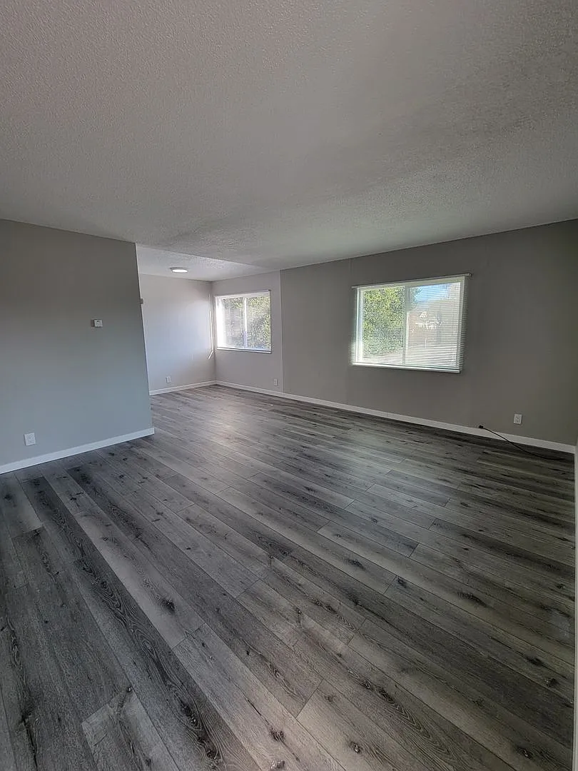 Dimond House — Photo 2