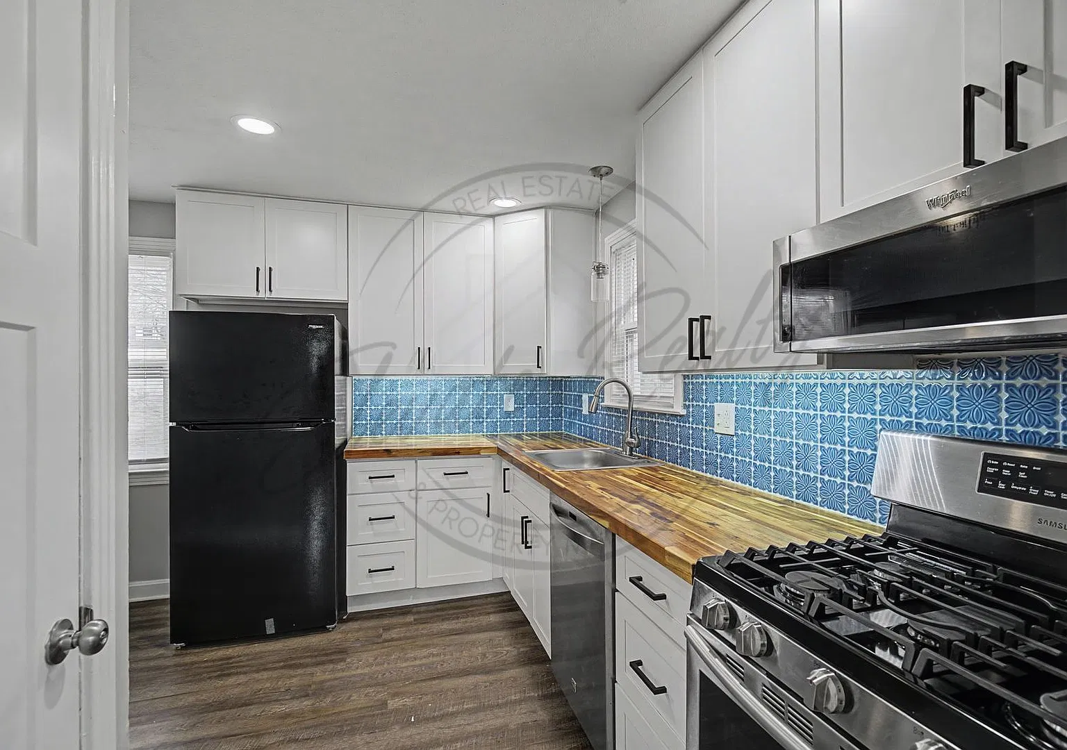 One Month Rent Free: Four Bedroom Ranch With Finished Basement In Clarksville! — Photo 1