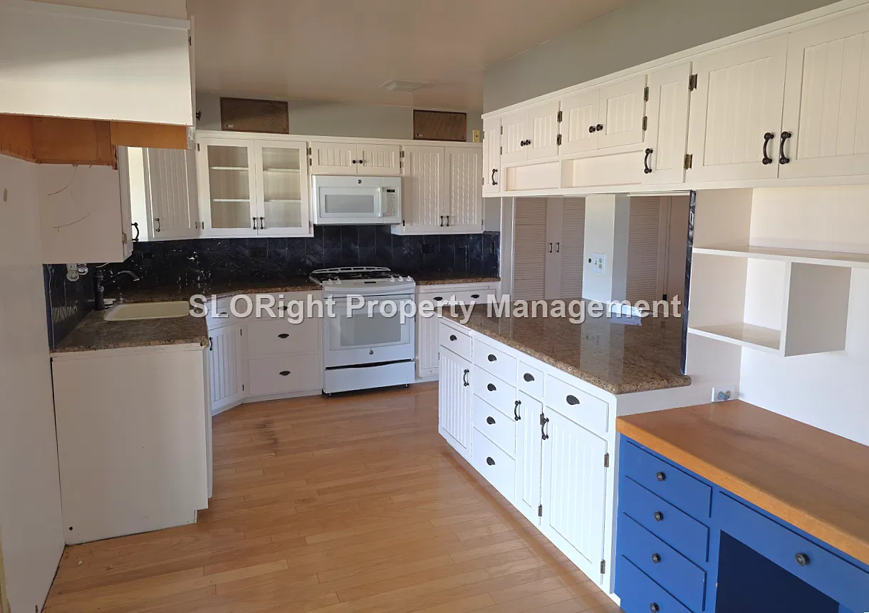 3 bed, 1.5 bath, $2,750 — Photo 4