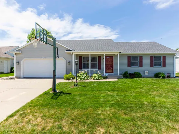55689 Black Pheasant Dr, Osceola, IN 46561
