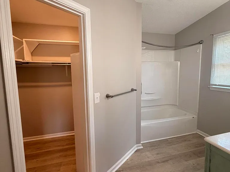407 Quail Run Rd — Photo 8