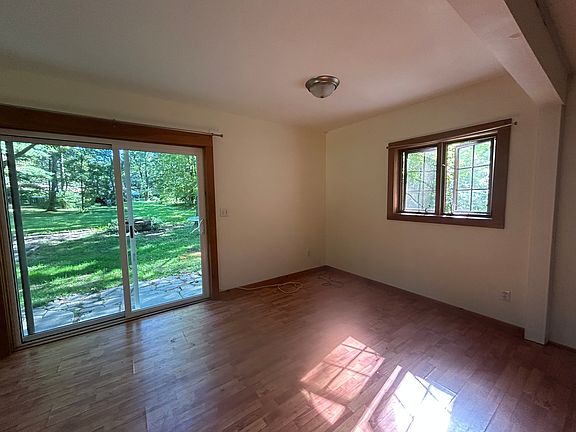 4th image of 11 Ingersoll Rd #11