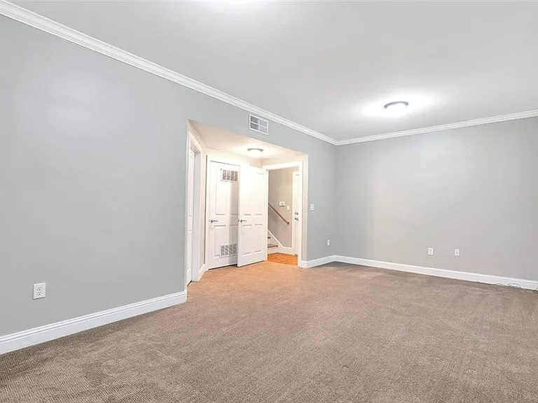 5408 Glenridge Cv NE — Photo 23