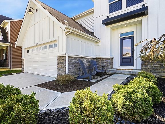 2nd image of 1479 Englewood Ct