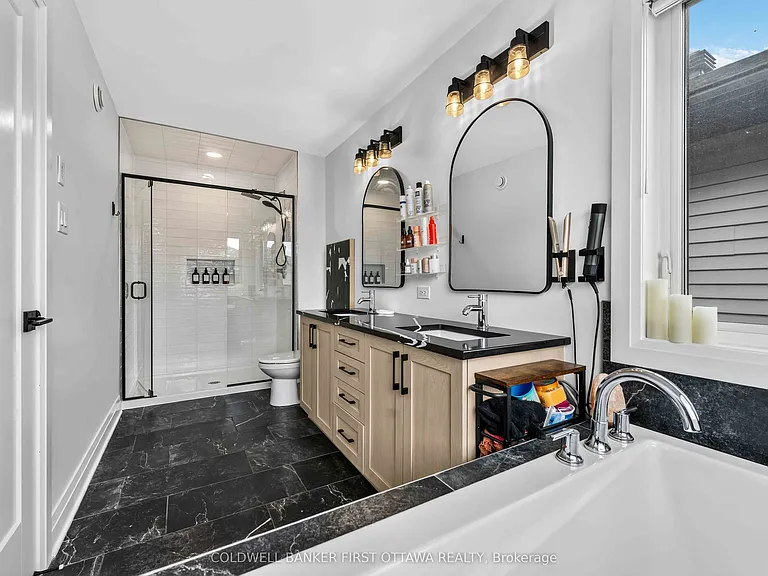 286 Cornice St — Photo 27