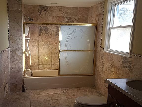 2nd image of 555 Mountain Ave
