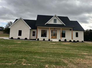 2 Avrey Ln, Greenbrier, AR 72058