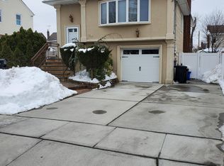 30 Hudson Ave FLOOR 1, Valley Stream, NY 11580