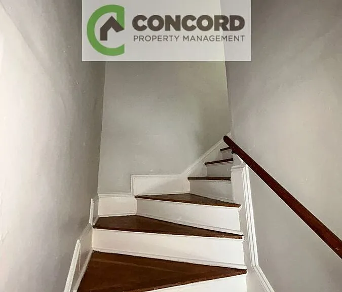 305 W Fisher Ave — Photo 10