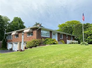 10 Evergreen Dr, Greenville, PA
