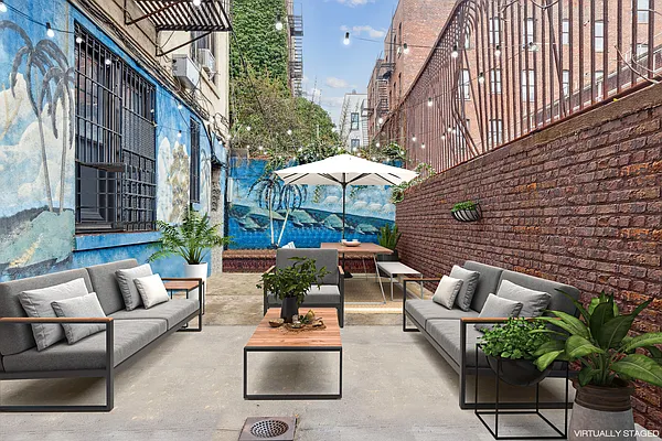 Sold by Compass | media 8