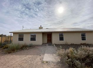 910 11th Ave NW, Rio Rancho, NM 87144