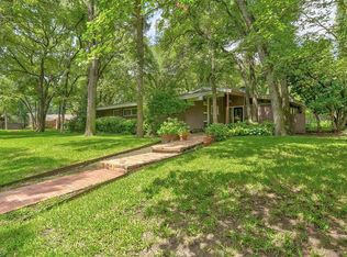 2900 Owenwood Dr, Fort Worth, TX 76109
