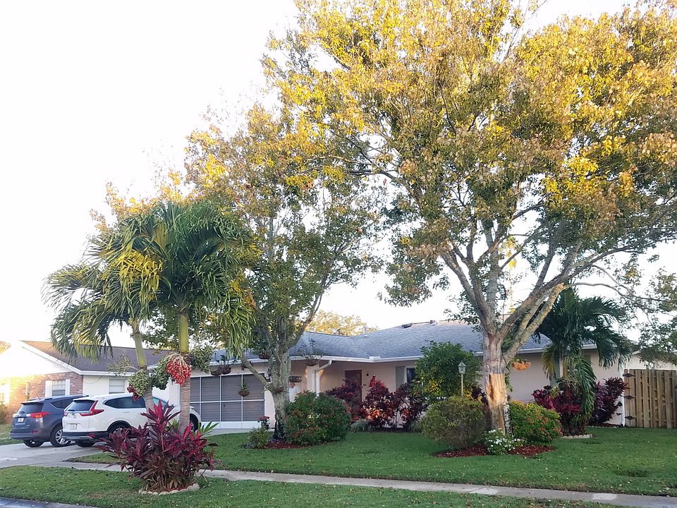 1st image of 2680 Corbusier Dr